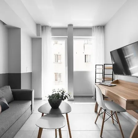 Big Apple, Nilie Hospitality Mgmt Салоніки