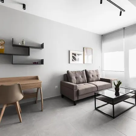 Big Apple, Nilie Hospitality Mgmt Апартаменти