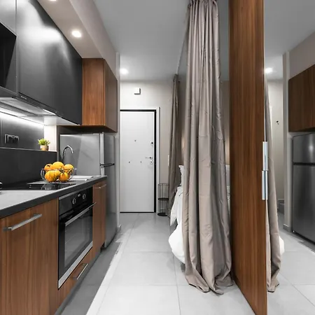 Big Apple, Nilie Hospitality Mgmt * Салоніки
